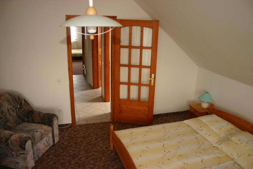 Abigel Thermal Apartman Bük Δωμάτιο φωτογραφία